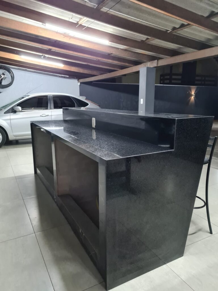 Bancada no Granito Preto São Gabriel 1