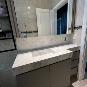 Lavabo no branco Paraná “Monte Cristo “