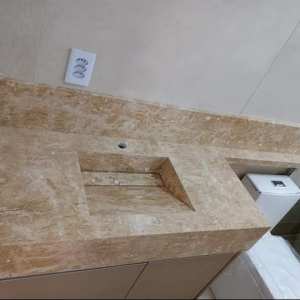 Tampos em Mármore Bege Bahia com cuba esculpida 2