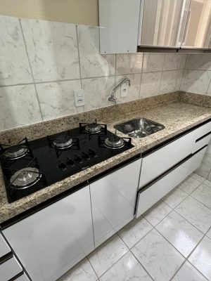cozinha com tampo de Granito Amarelo Ornamental cozinha com tampo de Granito Amarelo Ornamental